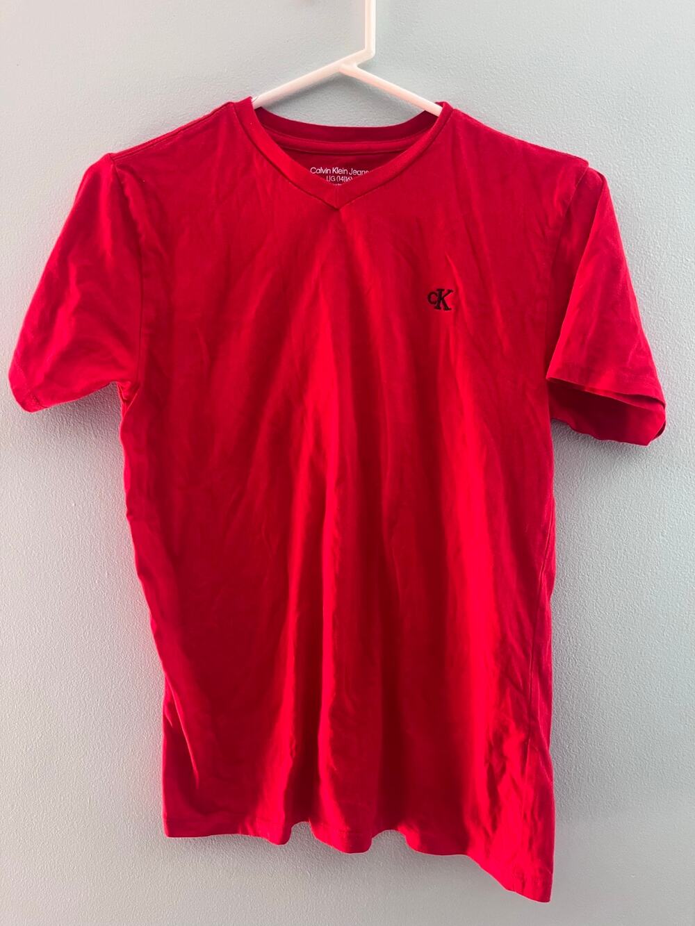 Calvin Klein Men’s Large Red Shirt